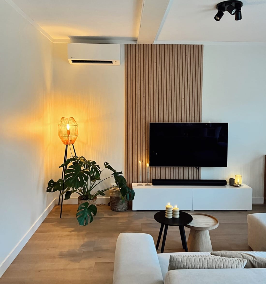 Luxe woonkamer in woonunit