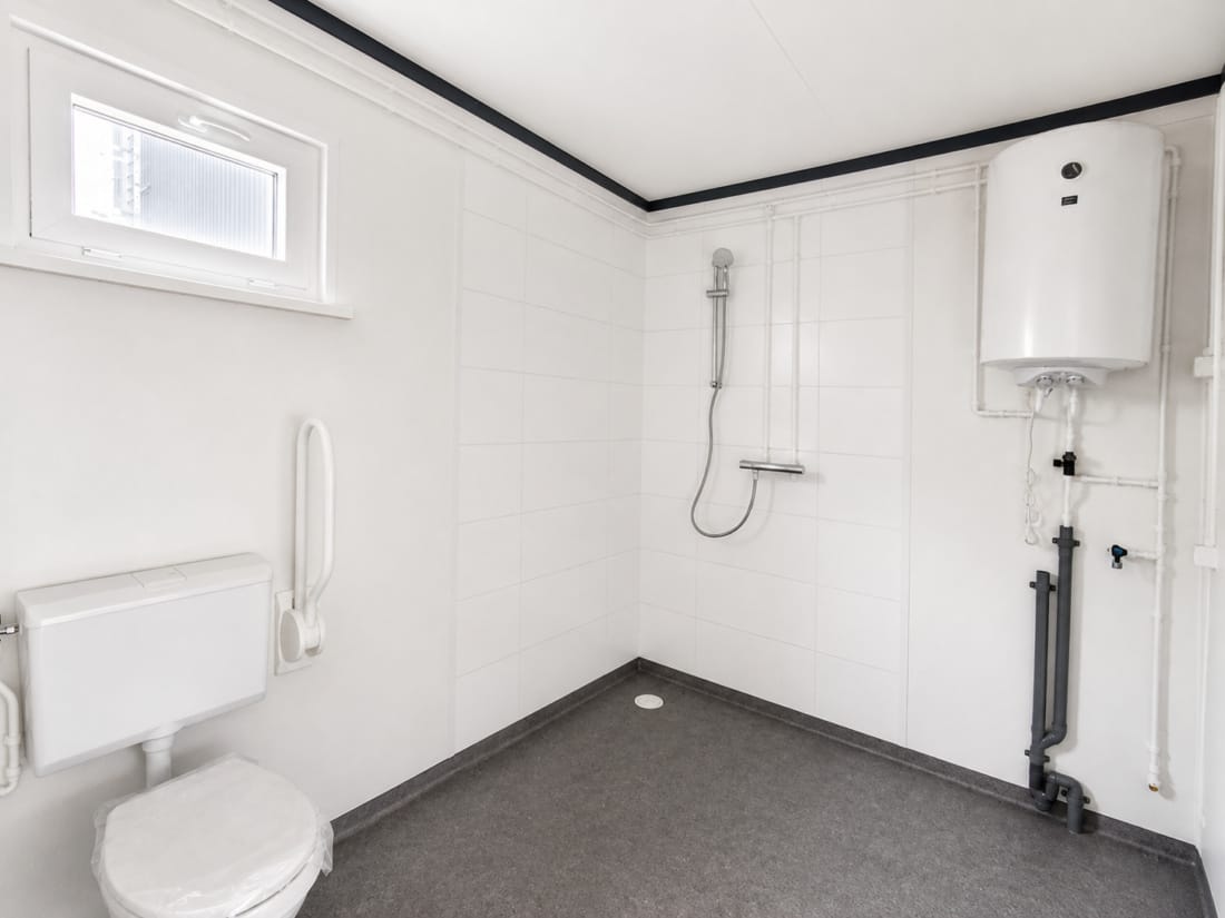 Badkamer in een zorgkamer ZK1 van Boxtom.