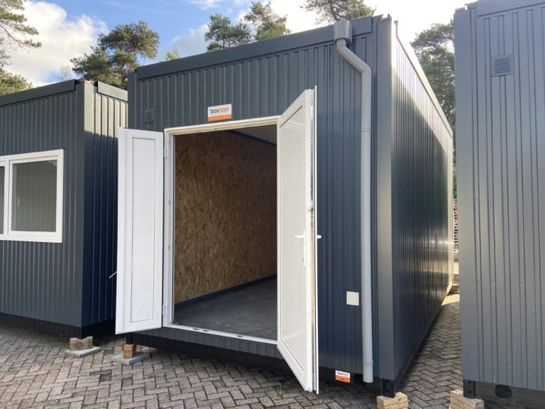 Grote opslagunit voor tijdens een verbouwing.