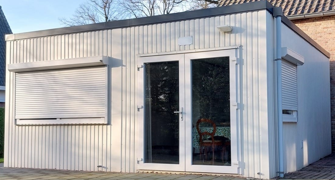 Tweedehands witte zorgunit in goede staat