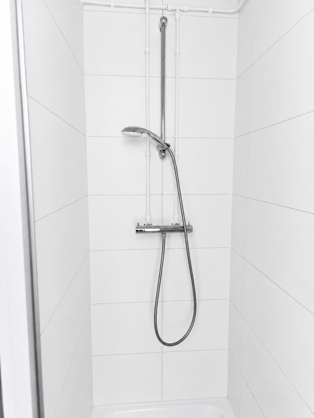 Douche in badkamer van woningtype A1, A2, A3 en B1.